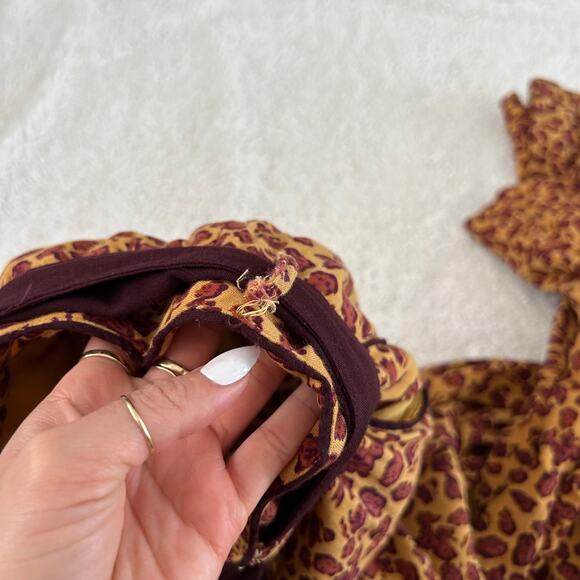 Free People Bennie Leopard Print Button Fly Wide Leg Pants Sz 4 Boho Indie Art - Picture 9 of 10